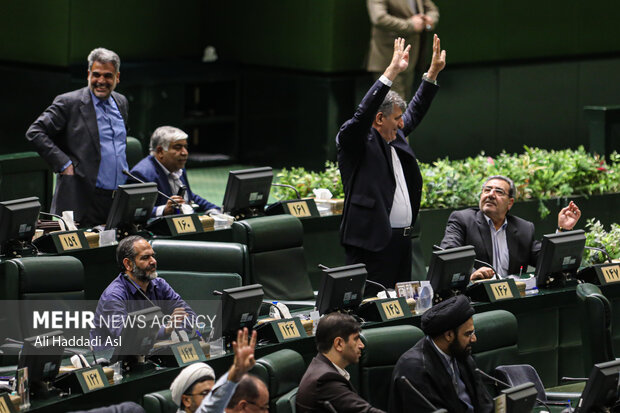 صحن علنی مجلس شورای اسلامی صبح روز سه شنبه ۶ تیر ماه ۱۴۰۲ به ریاست محمد باقر قالیباف برگزار شد