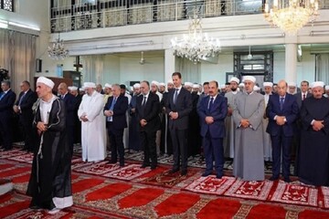 حضور «بشار اسد» در نماز عید قربان در دمشق