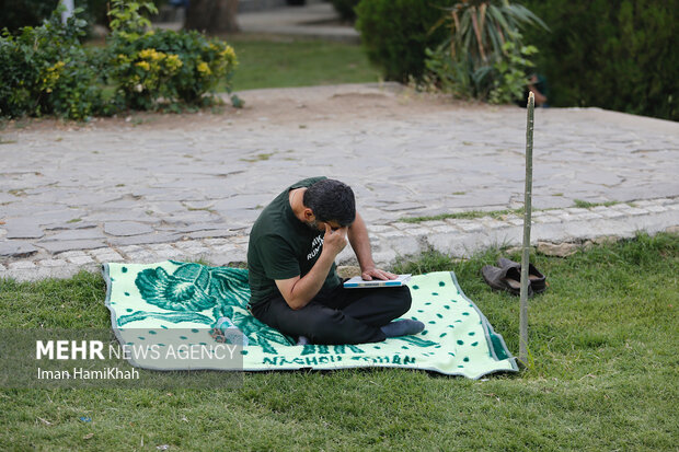 ہمدان میں دعائے عرفہ کی روح پرور تقریب منعقد
