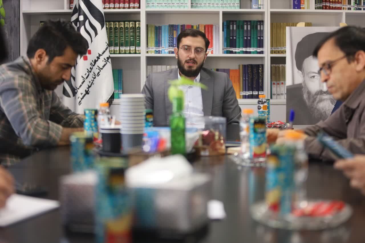 مجموعه آثار موضوعی و تحلیلی «شهید بهشتی» در حال تدوین است