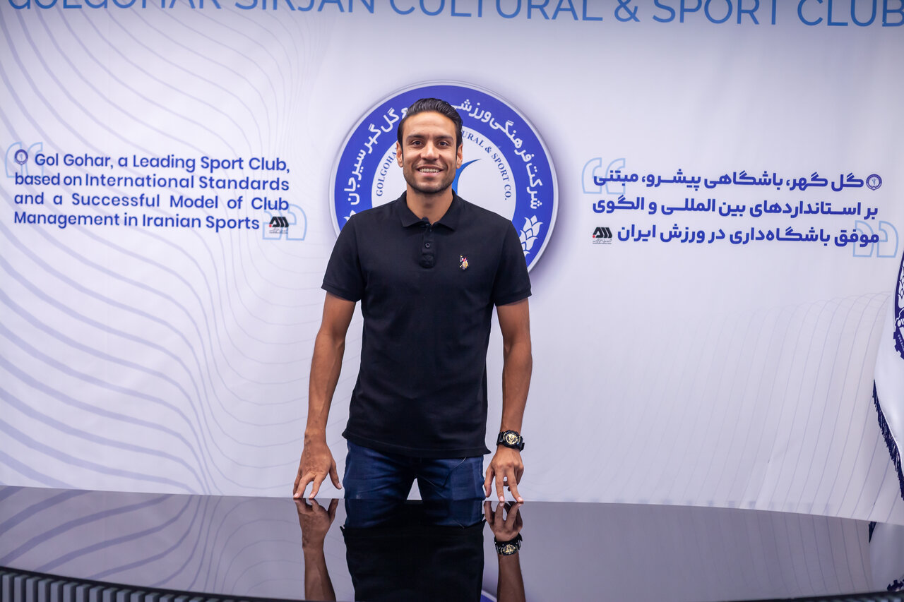 مدافع تراکتور به گل گهر پیوست/ بازگشت بازیکن سرباز به سیرجان