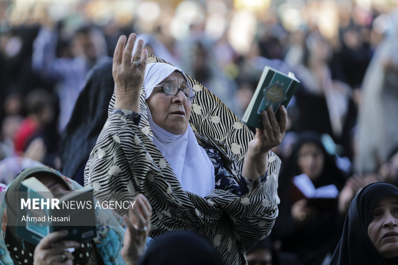 «عرفه» آغوش پرمهر پروردگار به روی بندگان گنهکار