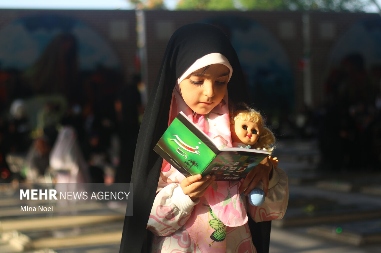 ایران بھر میں دعائے عرفہ کے روح پرور اجتماعات منعقد+ تصاویر، ویڈیو