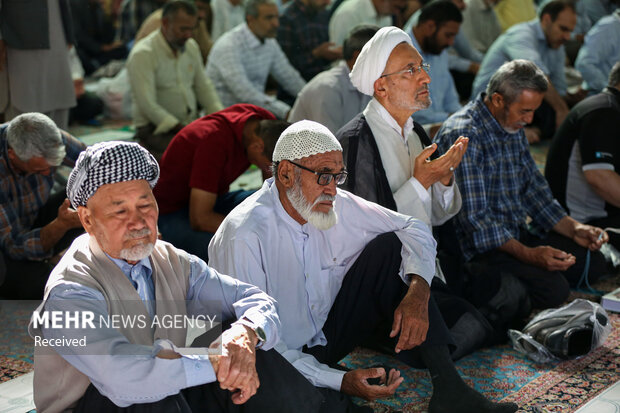 اقامه نماز عید قربان در حرم حضرت معصومه (س) و مسجد جمکران