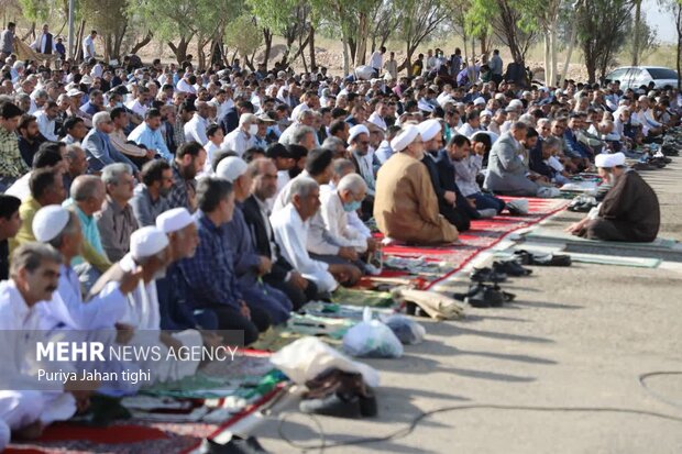 اقامه نماز عید قربان در زاهدان