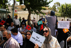 Families of MKO members rally in front of Turkish embassy