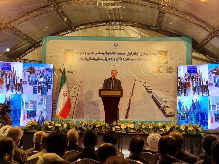 10هزار روستا دارای تنش آبی هستند /4برنامه دولت برای تامین آب کرمان