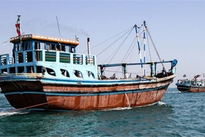 عملیات ۴۲ ساعته برای نجات موتورلنج محور دبی - دیلم انجام شد عملیات ۴۲ ساعته برای نجات موتورلنج محور دبی - دیلم انجام شد