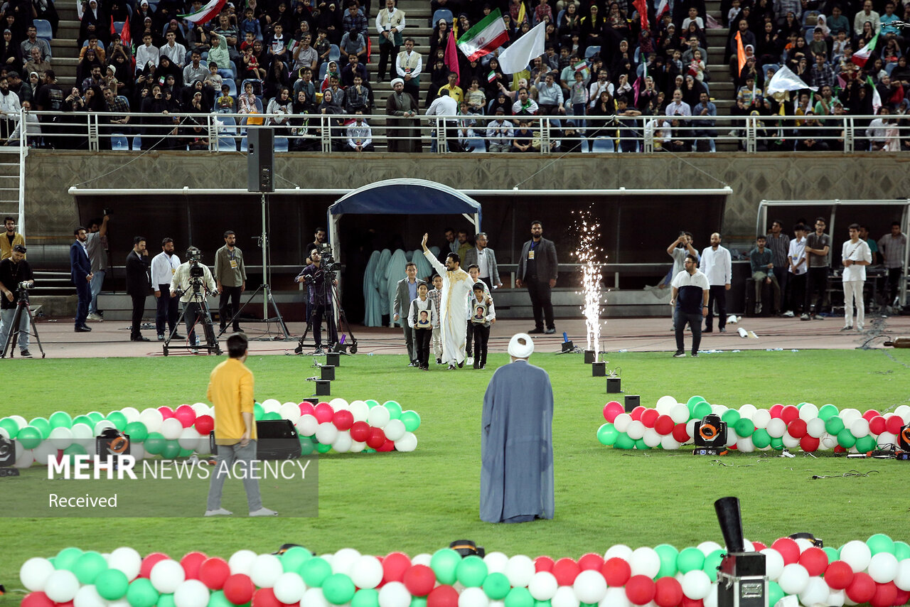 وقتی قرآن محور شادی مردم میشود