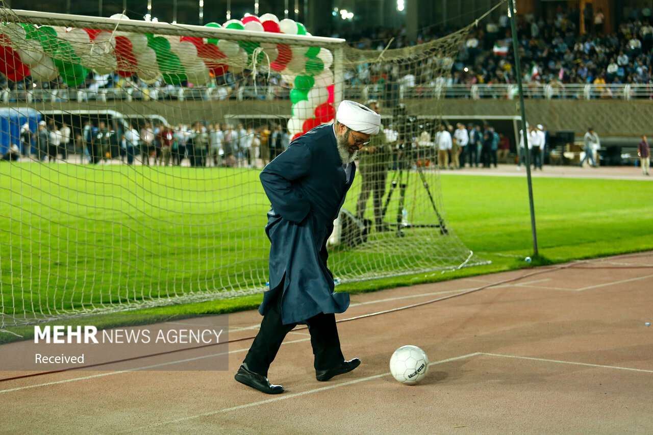 وقتی قرآن محور شادی مردم میشود