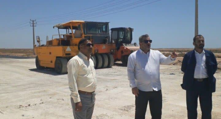 محور دیلم- گناوه تا هفته دولت به صورت کامل به بهرهبرداری میرسد