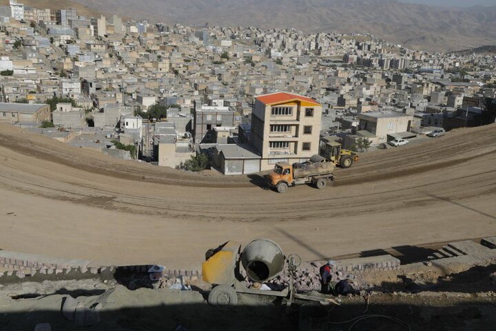 توزیع عادلانه امکانات شهری در مناطق حاشیه نشین سنندج مدنظر باشد