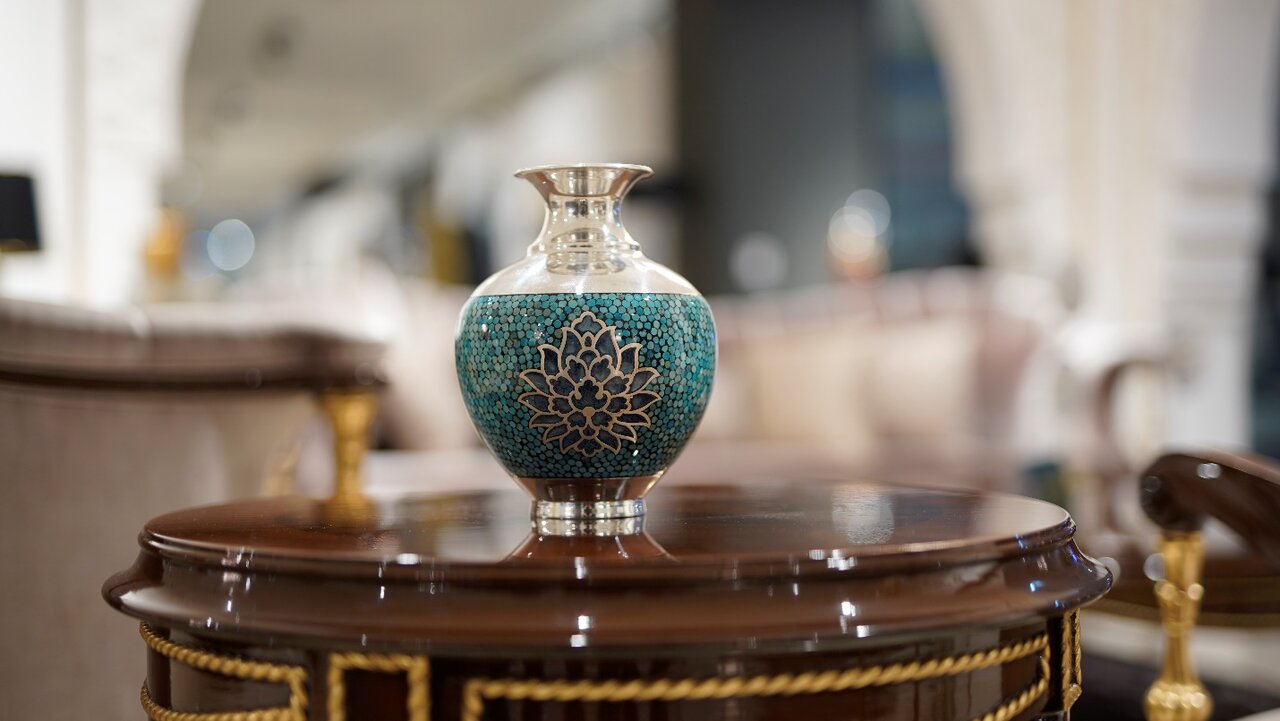 افتخاری دیگر برای صنایعدستی آقاجانی؛ترکیب دکوراتیو نقره و فیروزه