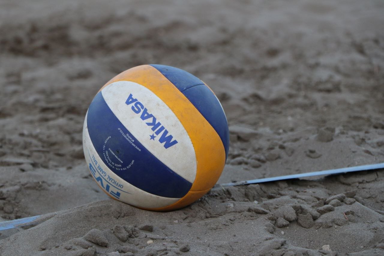 اولین دوره مسابقات والیبال ساحلی در خرم‌آباد برگزار شد