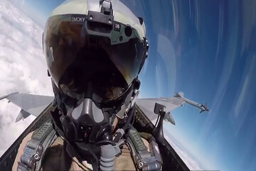 VIDEO: F-16 fighters bomb ISIL terrorists' positions