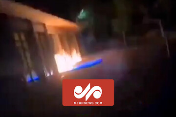دانش‌آموزان معترض فرانسوی مدرسه خود را آتش زدند