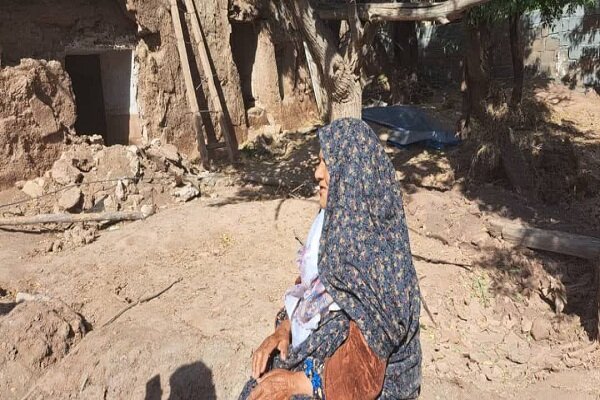 زخم سه سیل بر تن نحیف نهوج/مردم هنوز بین ویرانهها صبوری میکنند زخم سه سیل بر تن نحیف نهوج/مردم هنوز بین ویرانهها صبوری میکنند