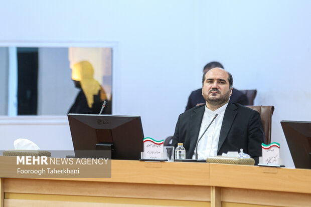محسن منصوری معاون اجرایی رئیس جمهور در نشست هیئت دولت با استانداران کشور حضور دارد