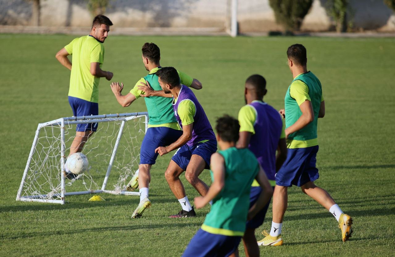 سنگاندازی مخالفان پیش پای استقلال/روزهای سخت در انتظار آبی پوشان