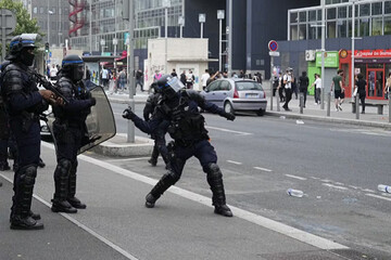 بازداشت بیش از ۳ هزار نفر در اعتراضات فرانسه