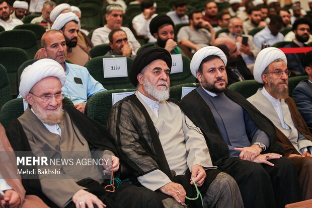 آئین کلنگ زنی شبکه های جهانی ولایت