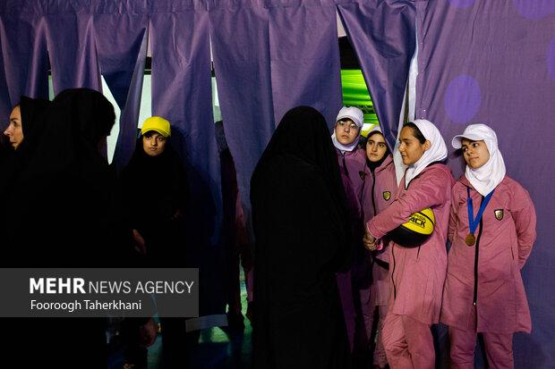 افتتاحیه دومین دوره مسابقات قهرمان شهر و جشنواره تابستانه آرمان دوشنبه ۱۲ تیر ۱۴۰۲ با حضورعلیرضا زاکانی شهردار تهران در ورزشگاه آزادی برگزار شد