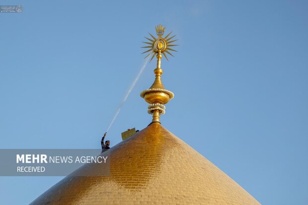 Decorating Imam Ali (AS) shrine for Eid al-Ghadir
