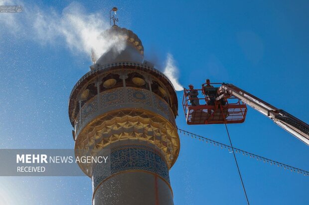 Decorating Imam Ali (AS) shrine for Eid al-Ghadir
