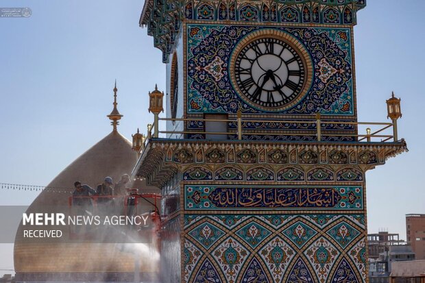 Decorating Imam Ali (AS) shrine for Eid al-Ghadir
