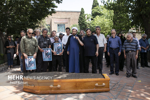 مراسم تشییع پیکر فریماه فرجامی بازیگر فقید سینما و تلویزیون صبح روز ۱۳ تیرماه ۱۴۰۲ در بوستان هنرمندان تهران برگزار شد.