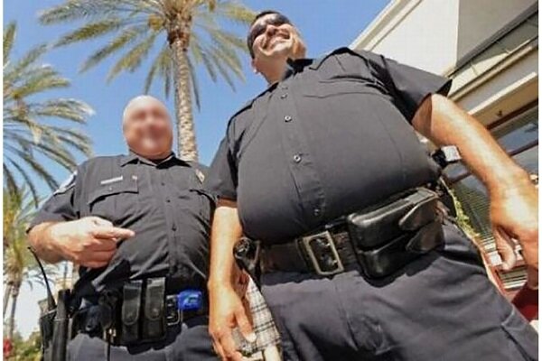 افسران چاق از نیمه ماه جاری از ترفیع درجه محروم می‌شوند