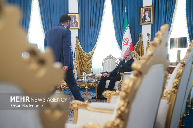 علی‌اکبر احمدیان دبیر شورای عالی امنیت ملی در محل دیدار دستیار ویژه رییس جمهور روسیه با دبیر شورای عالی امنیت ملی حضور دارد