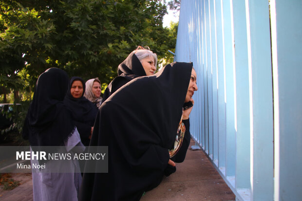 Iranian students compete for university entrance
