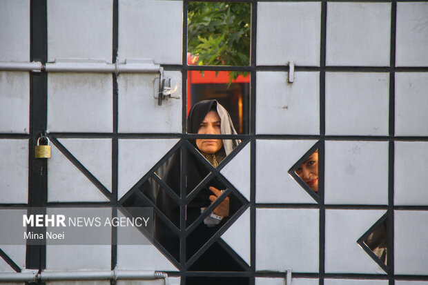 Iranian students compete for university entrance
