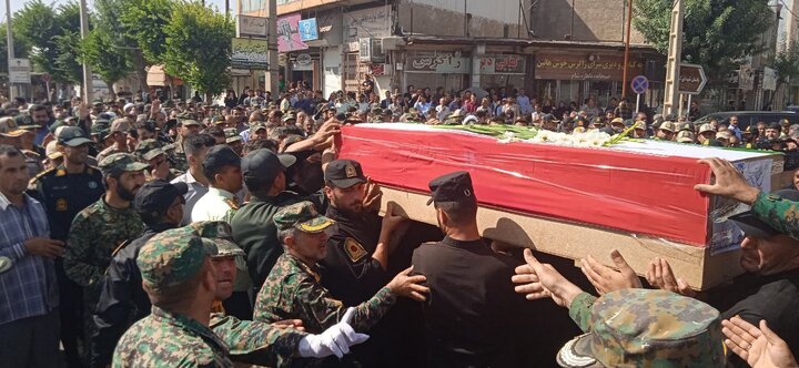 مراسم تشییع شهید «مجید سلیم زاده»در شهرستان چرداول برگزار شد