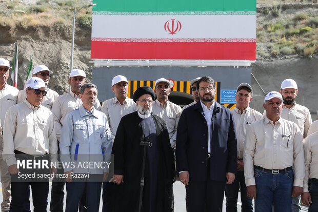 آئین بهرهبرداری از افتتاح مسیر رفت قطعه 2 آزادراه تهران - شمال 13