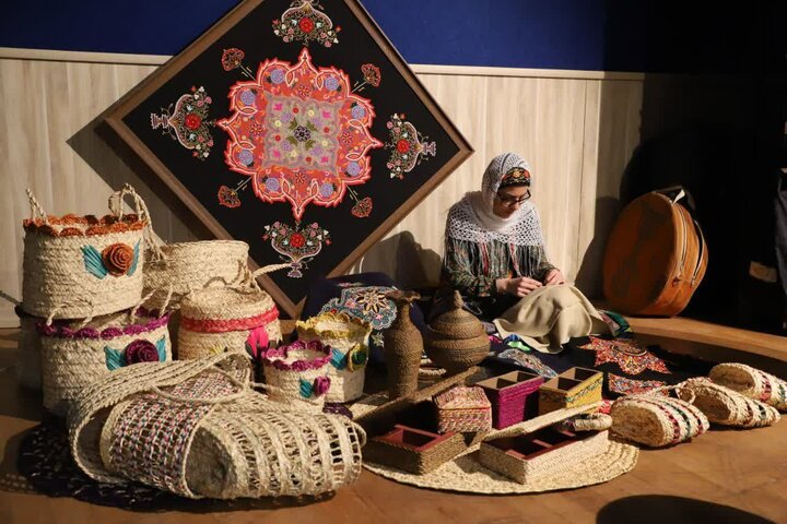 اختصاص اعتبار ۵ میلیاردی برای احیای کارگاههای صنایعدستی گیلان اختصاص اعتبار ۵ میلیاردی برای احیای کارگاههای صنایعدستی گیلان