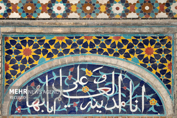 سردر مسجد فلفلی دردشت اصفهان