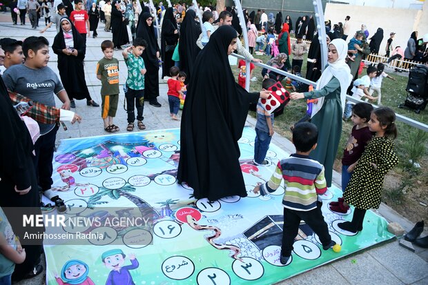 جلوههایی از مهمانی غدیر بیرجندی ها/خانوادگی به مهمانی مولا آمدند