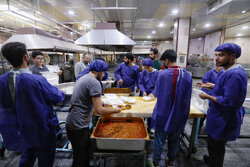 فعالیت ۲۰۰ آشپزخانه‌ طرح «اطعام حسینی» در البرز