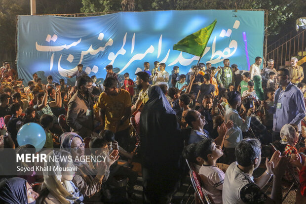 جشن خیابانی ضیافت علوی در گرمای شدید اهواز