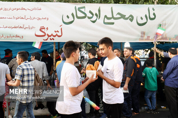 تصاویر| دس کلومیٹر غدیری دسترخوان 3

