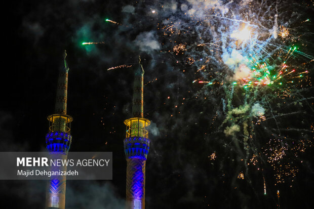 People of Yazd gloriously hold Eid al-Ghadir celebrations
