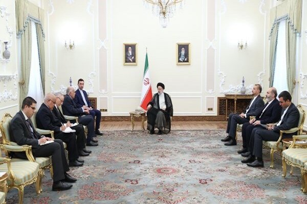 صدر رئیسی سے الجزائر کے وزیر خارجہ کی ملاقات