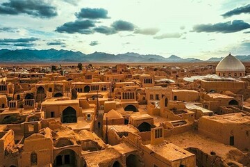 تقابل میراث فرهنگی و گردشگری در بافت تاریخی یزد/ساکنان بی‌نصیب از  مزایای جهانی شدن