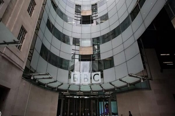 Syria cancels accreditation of two BBC journalists