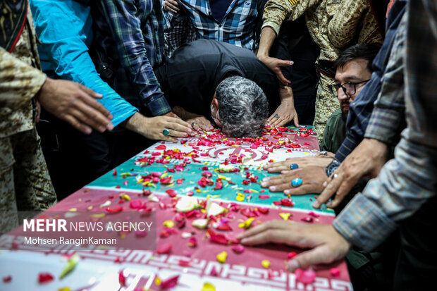 تشیع پیکر شهدای واحد گشت پلیس راهور در ۳ هیات بزرگ تهران