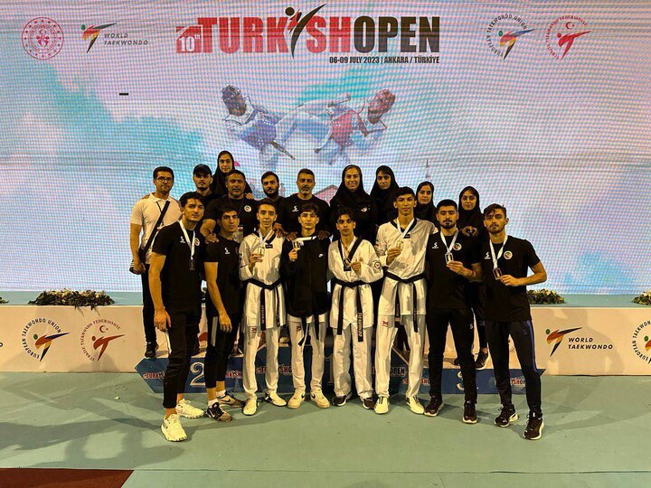 İran Milli Tekvando Takımı Türkiye'de birinci oldu
