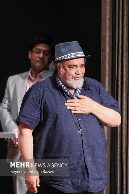  محمد رضا شریفی نیا بازیگر در مراسم هشتمین «جایزه هنری غدیر» حضور دارد