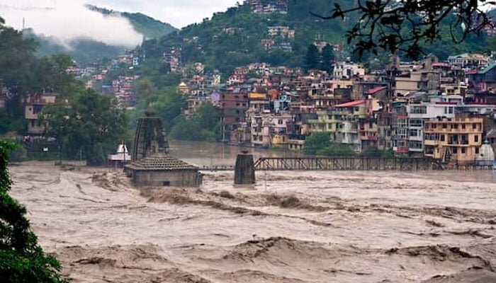 بھارتی ریاست ہماچل پردیش میں شدید بارشیں، 22 افراد ہلاک
